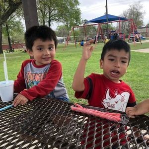 Meet your Posher, Felix